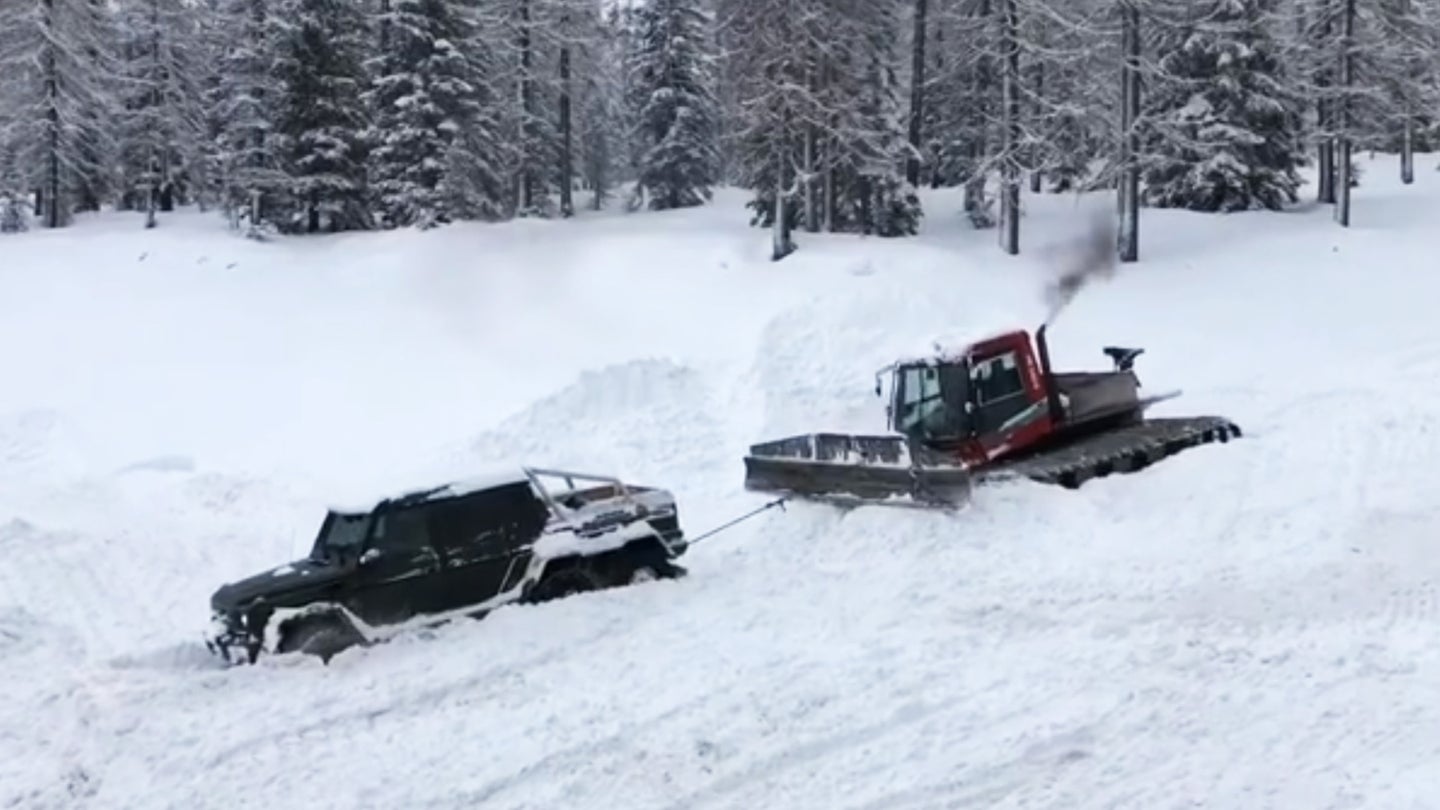 Even the Mercedes-Benz G63 AMG 6×6 Can Be Defeated By Snow
