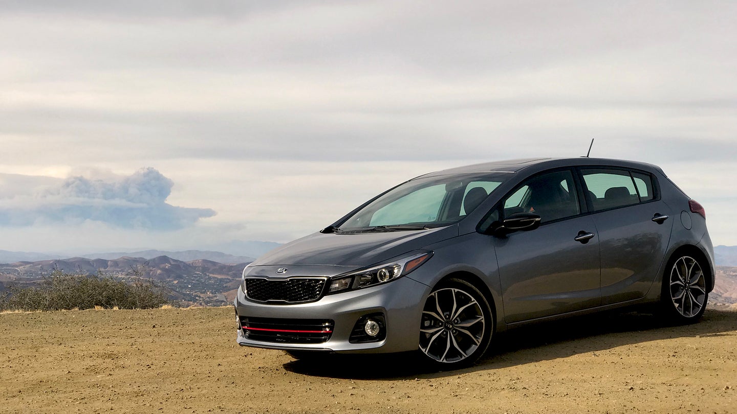 2017 Kia Forte5 SX Turbo Review: Scouting California&#8217;s Wildfires in a Heat-Lamp Hatch