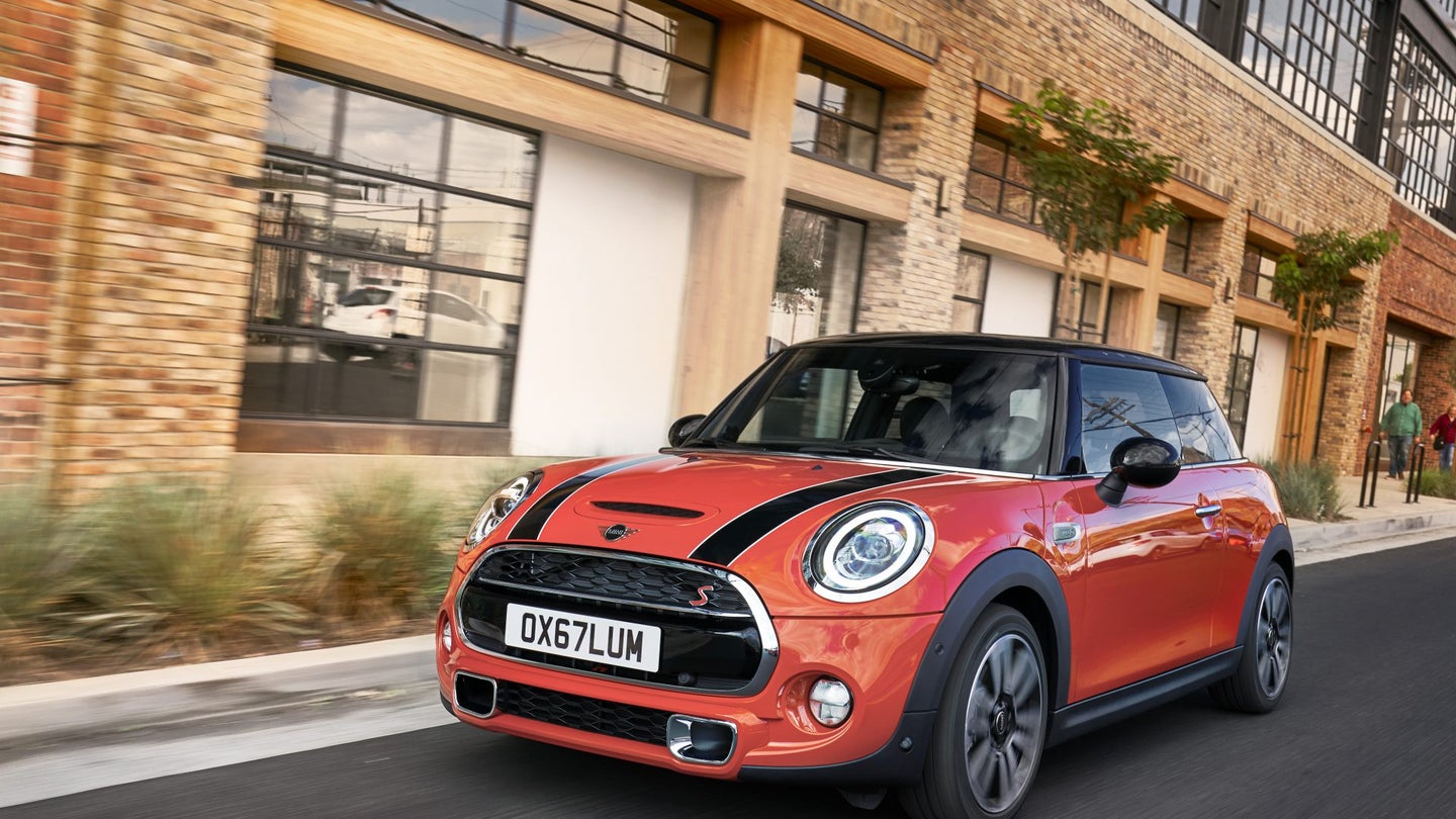 New Mini Hardtop and Convertible Introduced