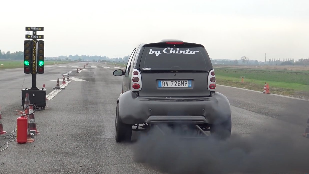 This Smart ForTwo Is A Sooty, Diesel-Powered Drag Car