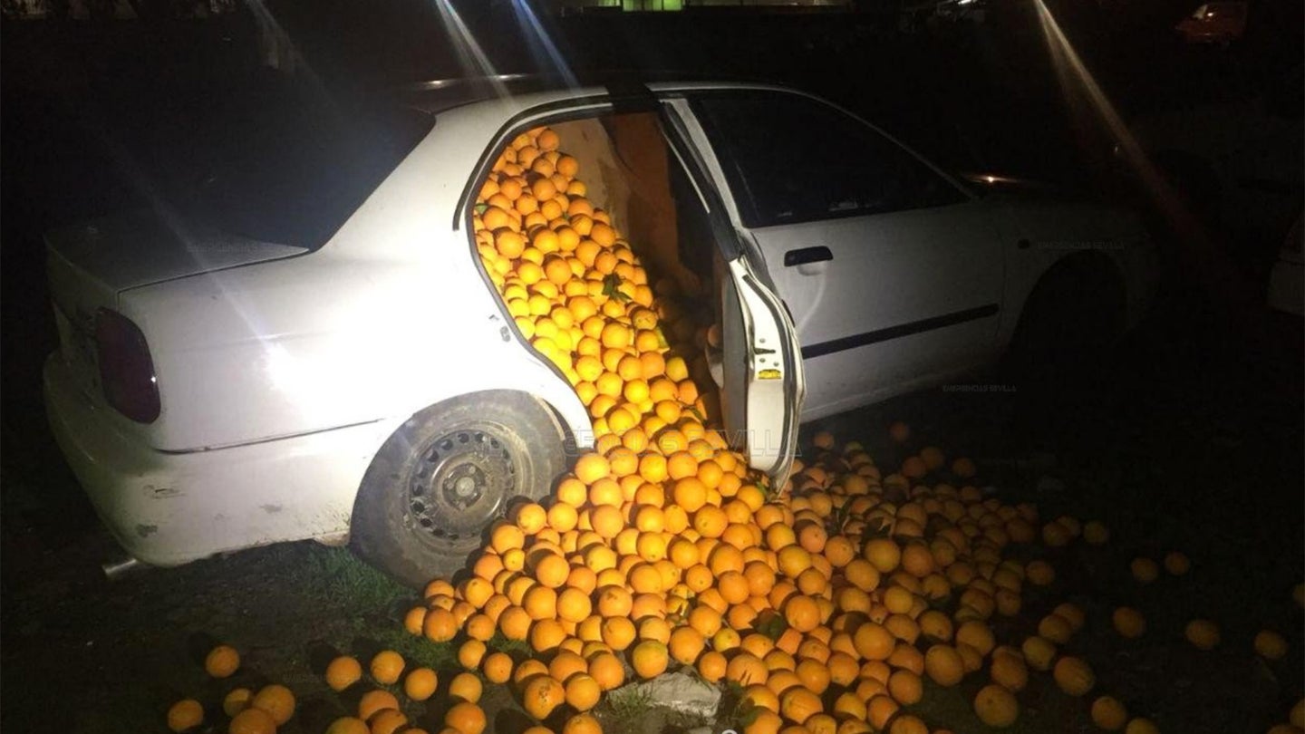 Thieves Solve Eternal Riddle of How Many Oranges You Can Fit in a Compact Car