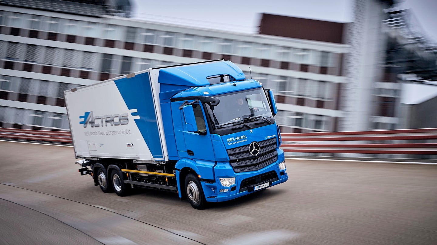 Mercedes-Benz eActros Electric Truck Rolls out to European Customers Later This Year