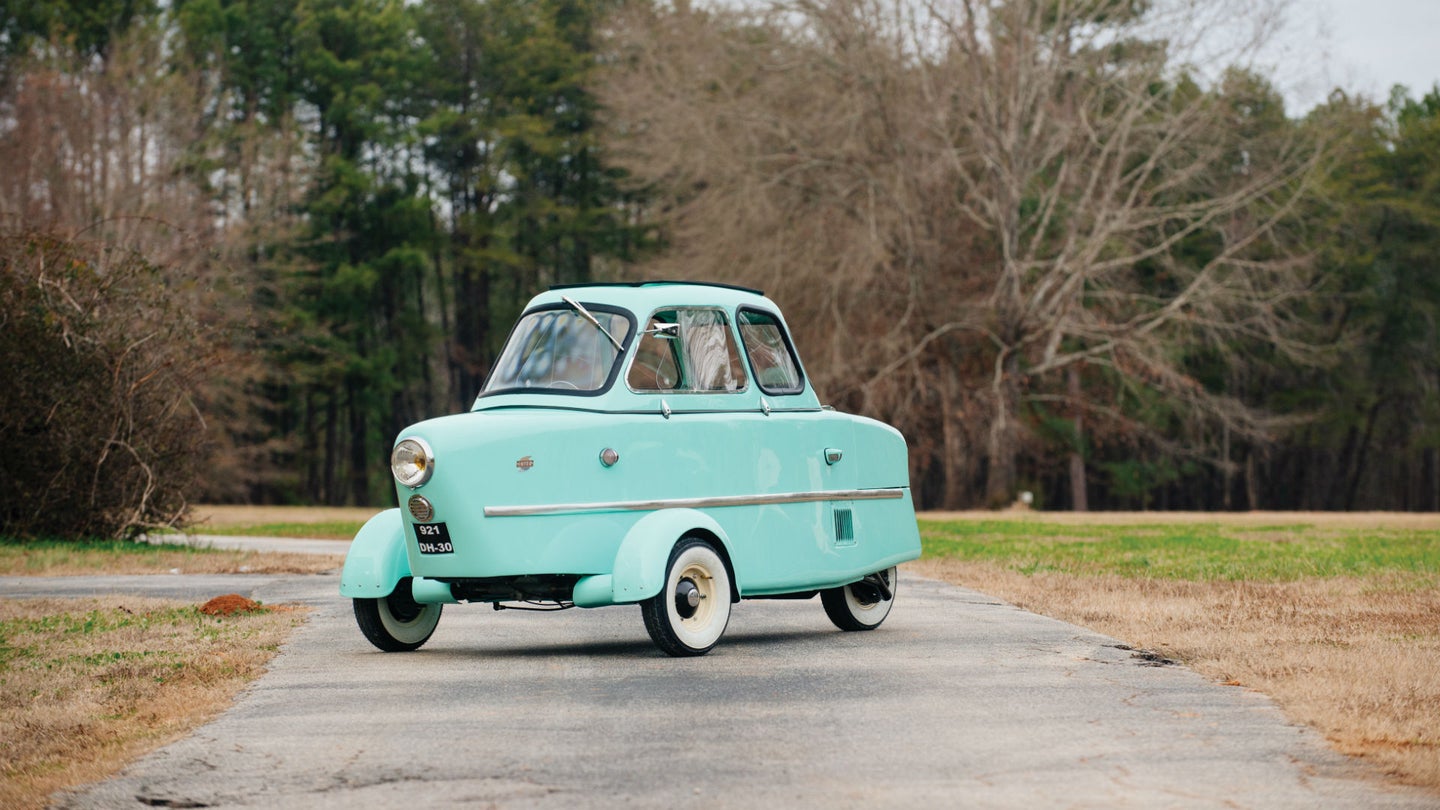 This Three-Wheeled Inter 175A Berline Is the Strangest Microcar We’ve Seen