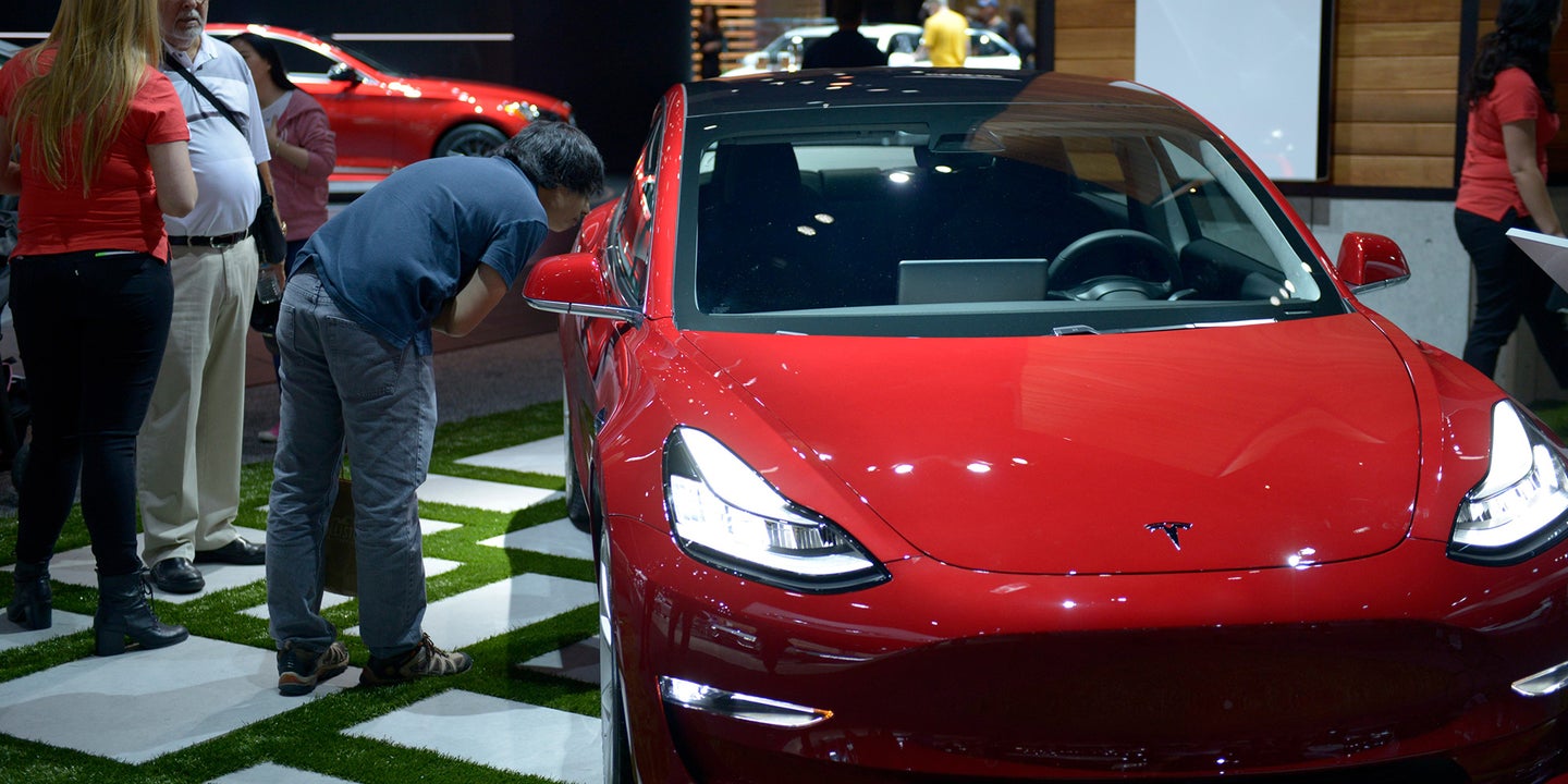 JATO: Tesla, Model 3 Top Global BEV Sales Charts