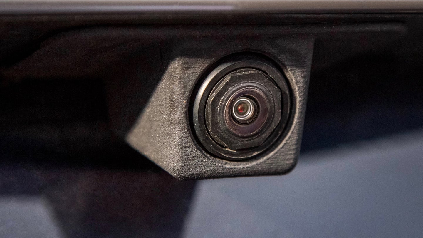 People Want More Cameras in Their Cars, Says Google