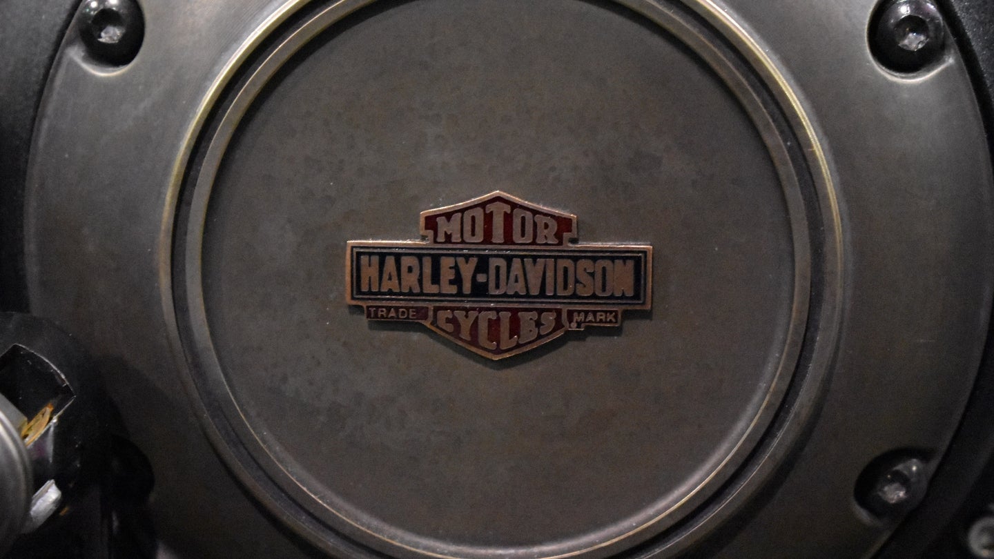Struggling Harley-Davidson Halts Production Amid Pandemic