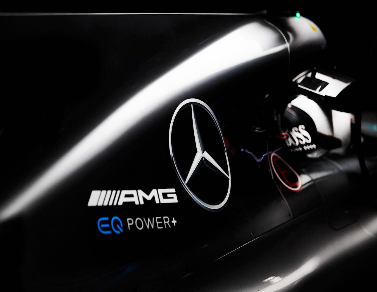This Is How the 2018 Mercedes-AMG Formula 1 Car Sounds