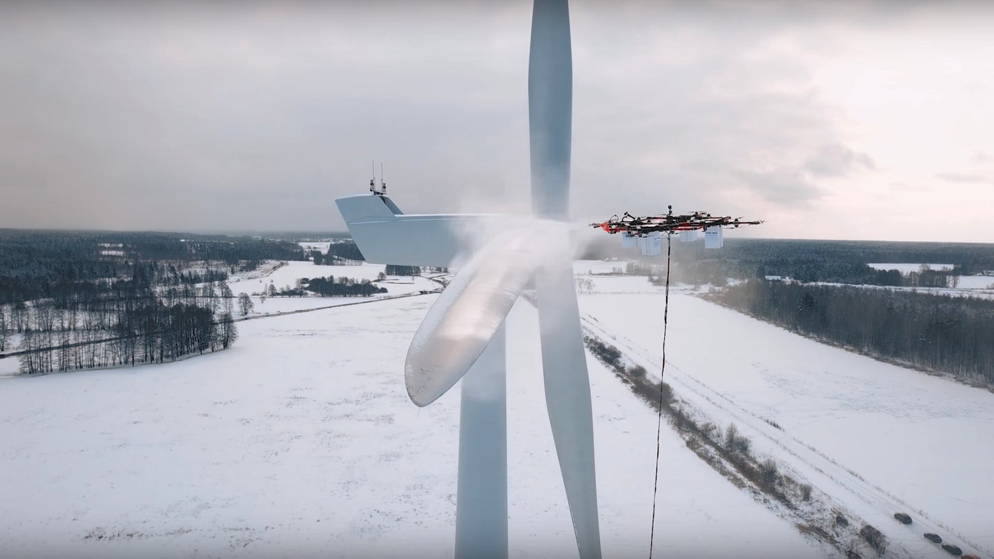 Latvian Company ‘Aerones’ Uses Drones to Clean Wind Turbines