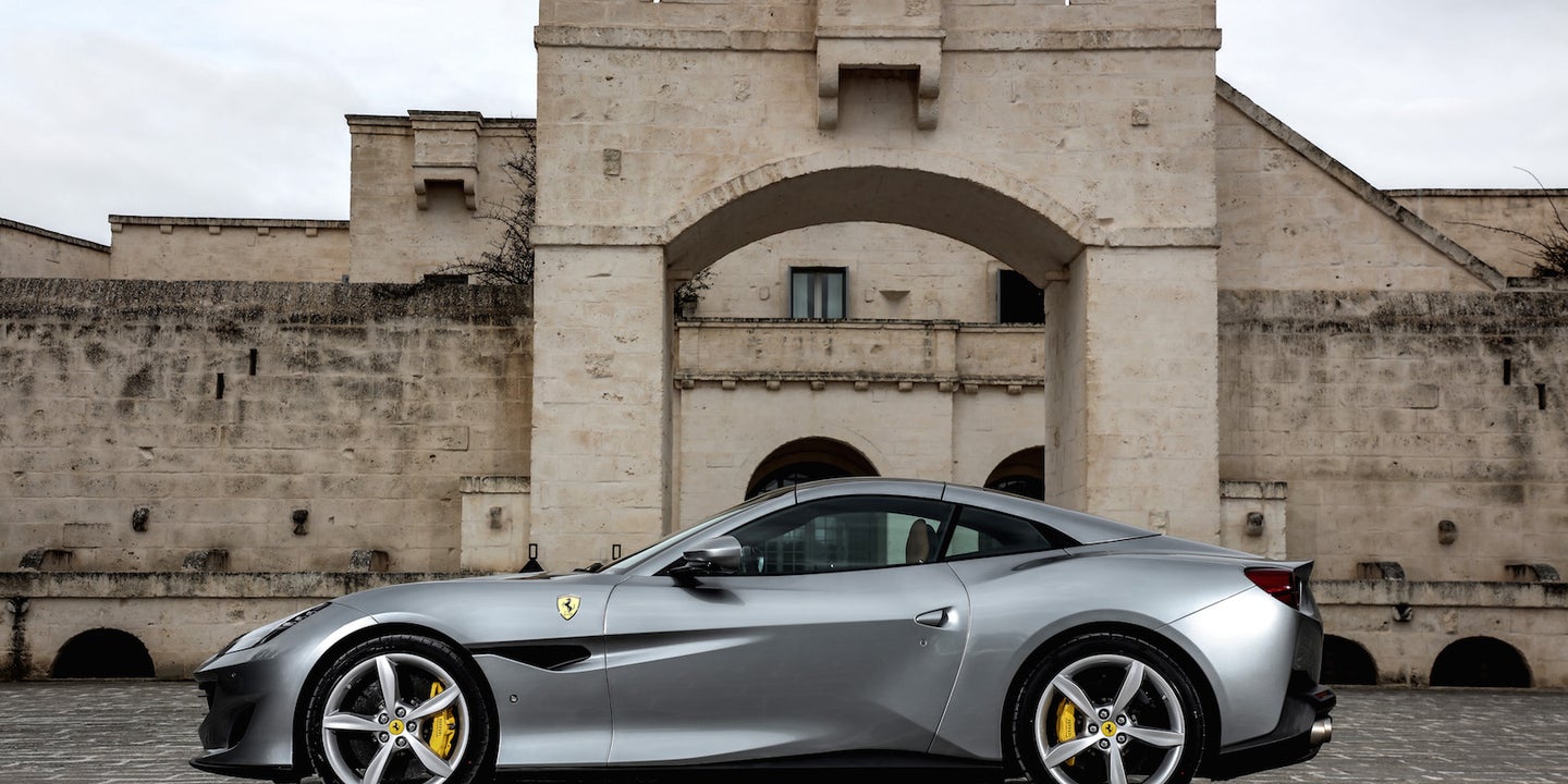 Ferrari Reviews photo