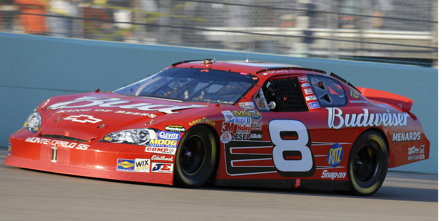 No. 8 Returns to NASCAR&#8217;s Top Series with Daniel Hemric