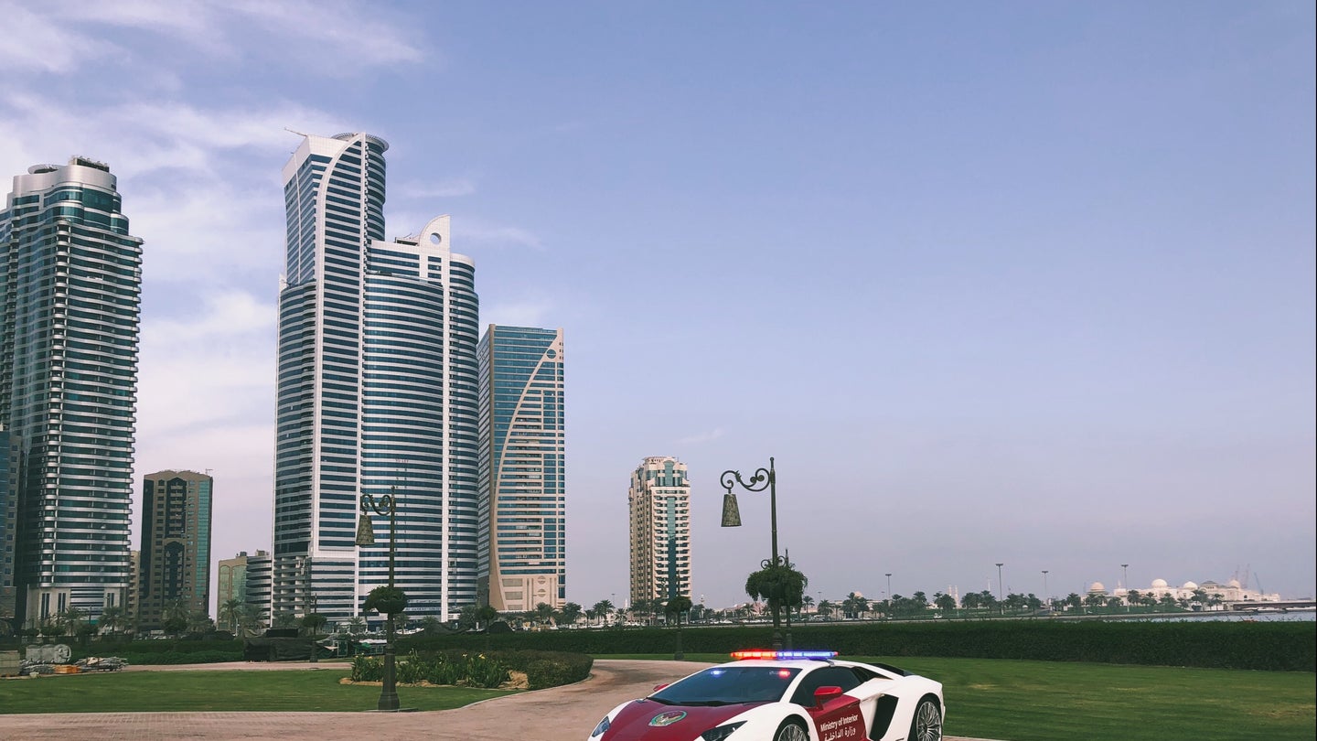 Ministry of Interior of the United Arab Emirates Gets a Lamborghini Aventador S
