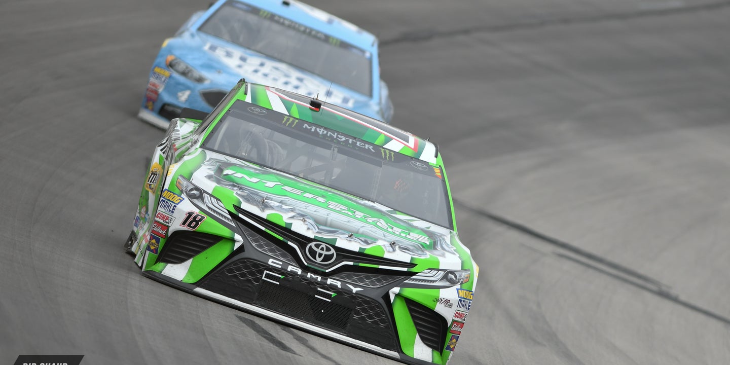 Kyle Busch Finally Takes His First Bow of 2018 at Texas Motor Speedway