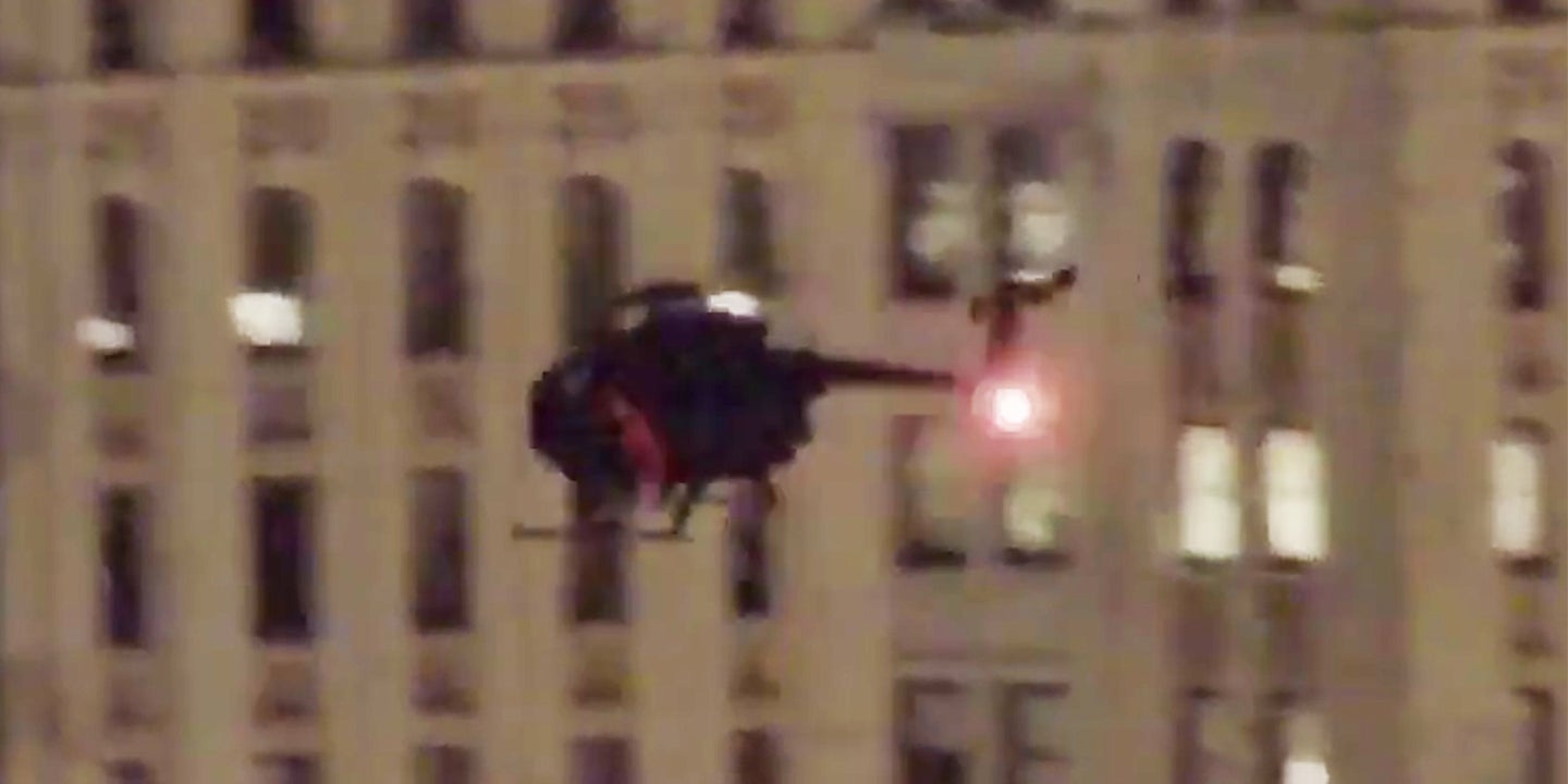 Night Stalker Choppers Freak Out Manhattan With Nighttime Low-Level Training Exercise