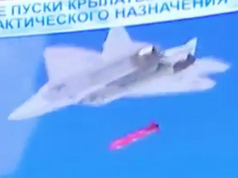 Russia&#8217;s Su-57 Fighter Launches A New Cruise Missile From Its Weapons Bay