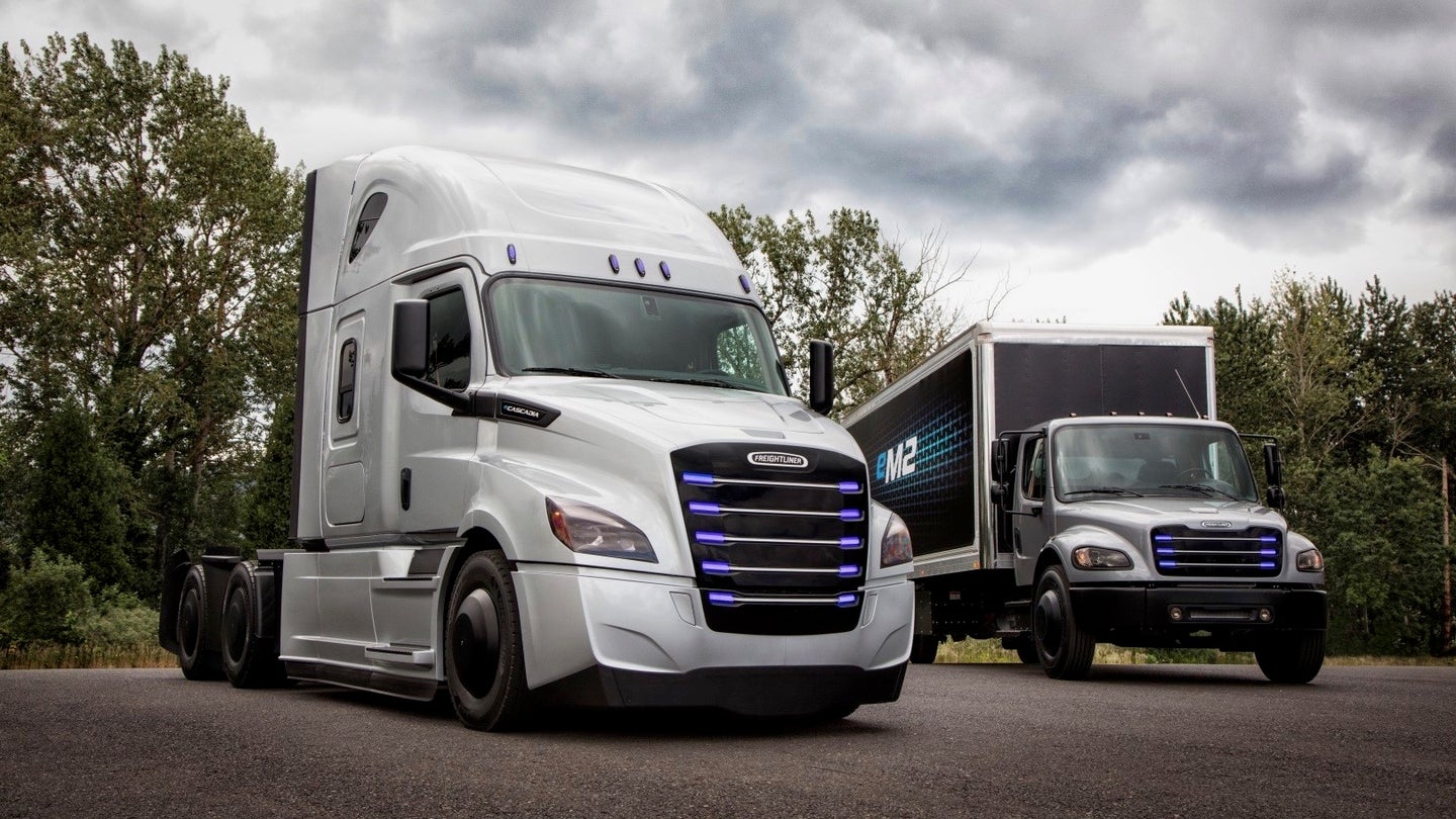 Freightliner Unveils eCascadia and eM2 Electric Trucks