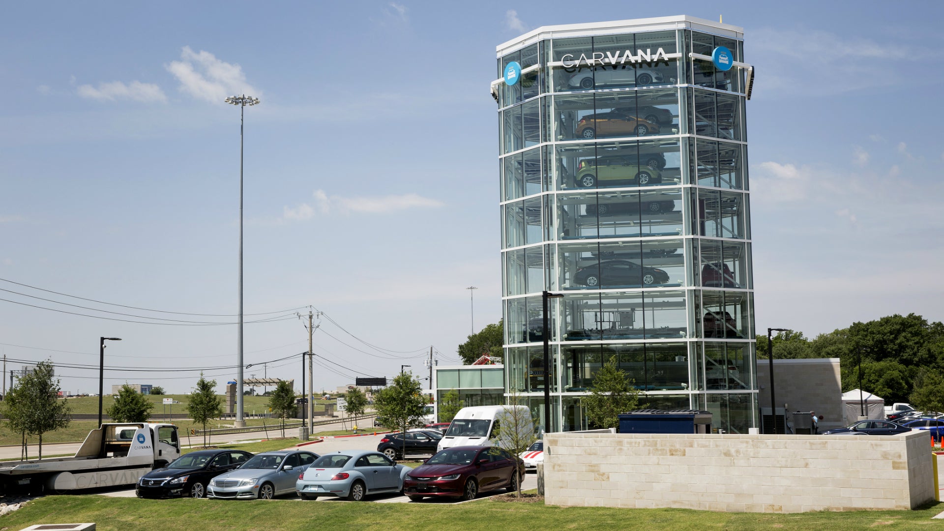 Carvana Opens Car 'Vending Machine' in Gaithersburg, Maryland