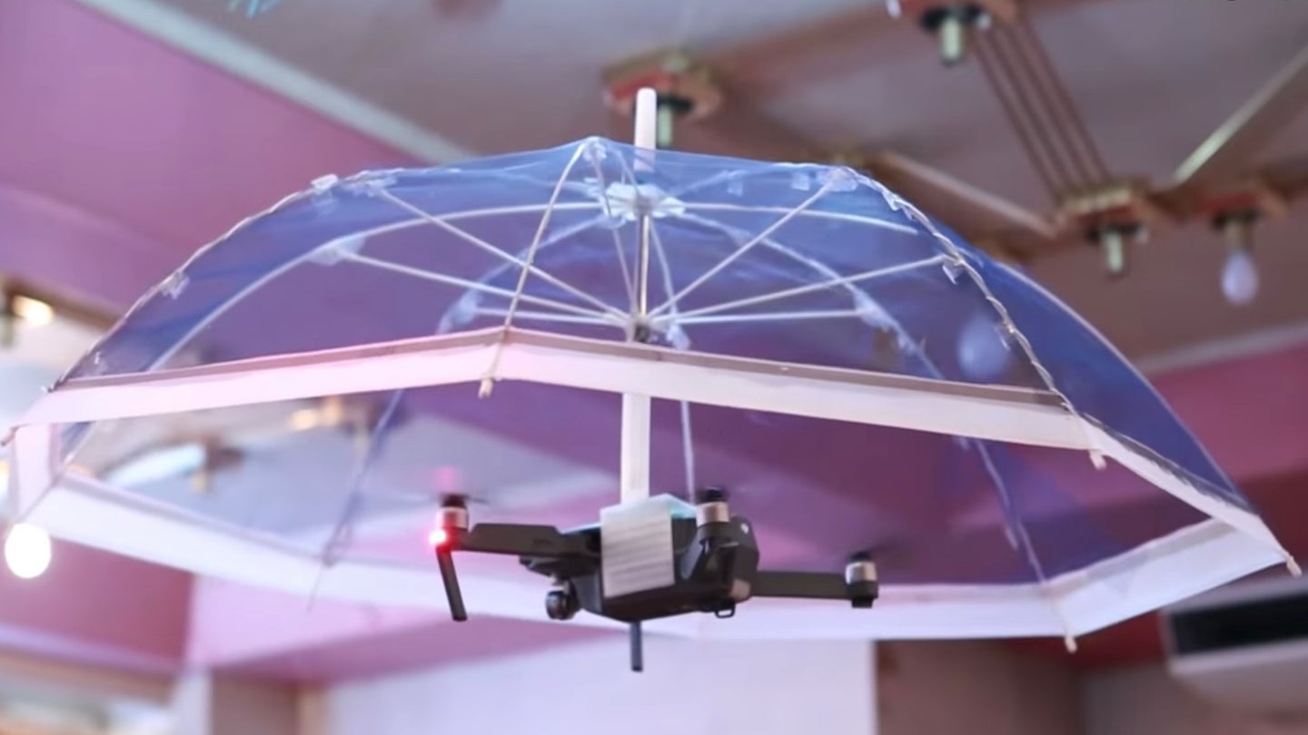‘Free Parasol’ Drone Keeps You Shaded and Hands-Free