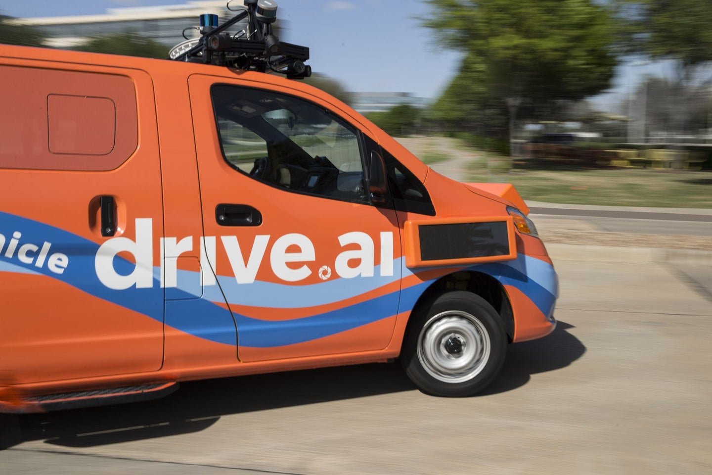 Drive.ai Software Lets Users &#8216;see&#8217; like a Semi-Autonomous Car