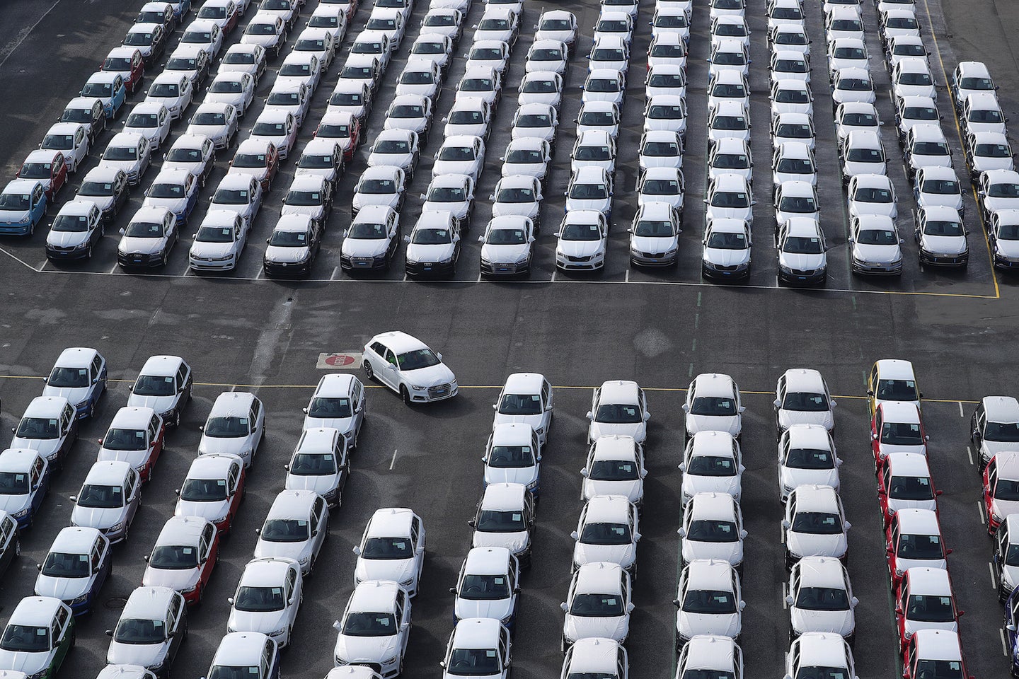 EU Warns US Imposing Car Import Taxes Could Backfire