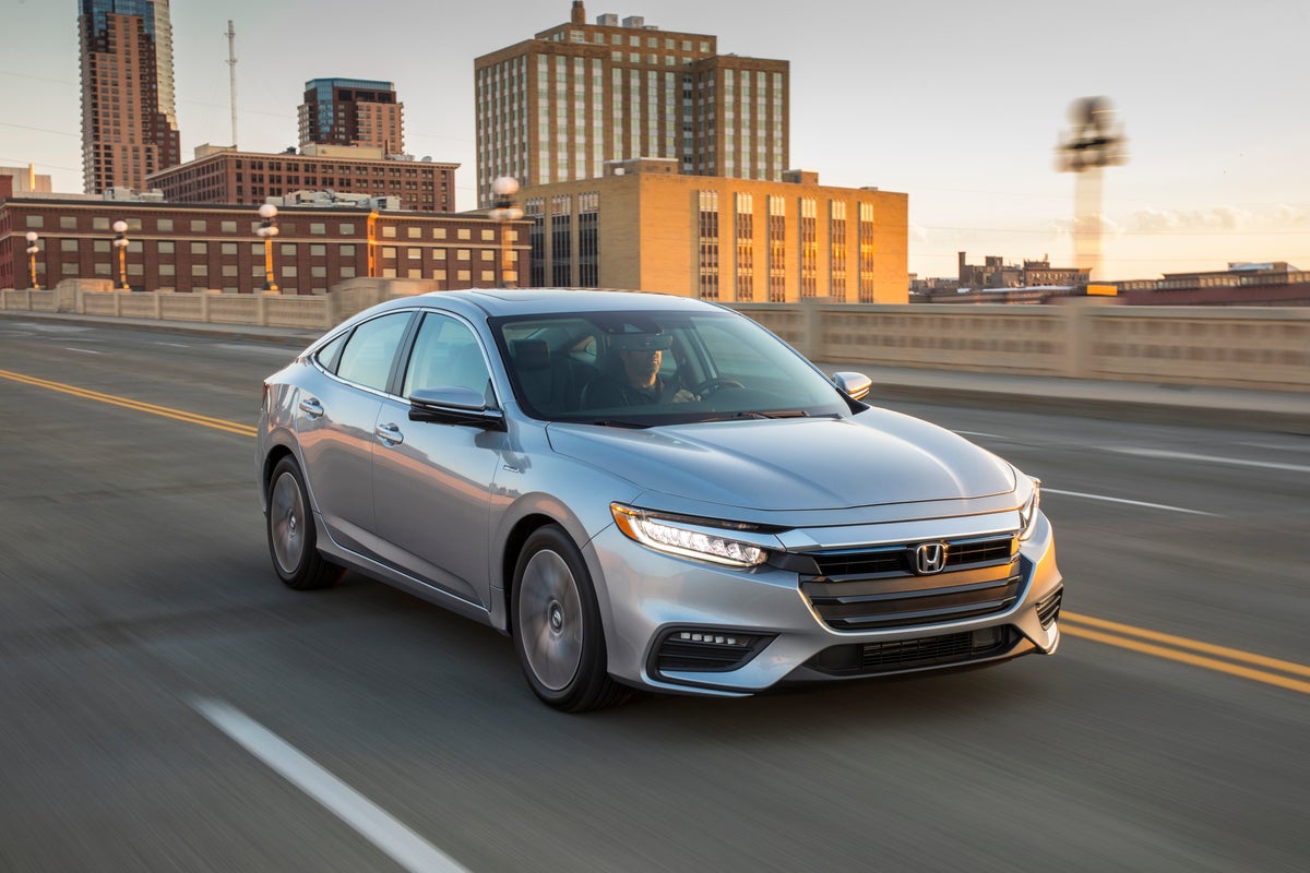 2019 Honda Insight Touring Group Review: The Hybrid for People Who Don’t Brag About Composting