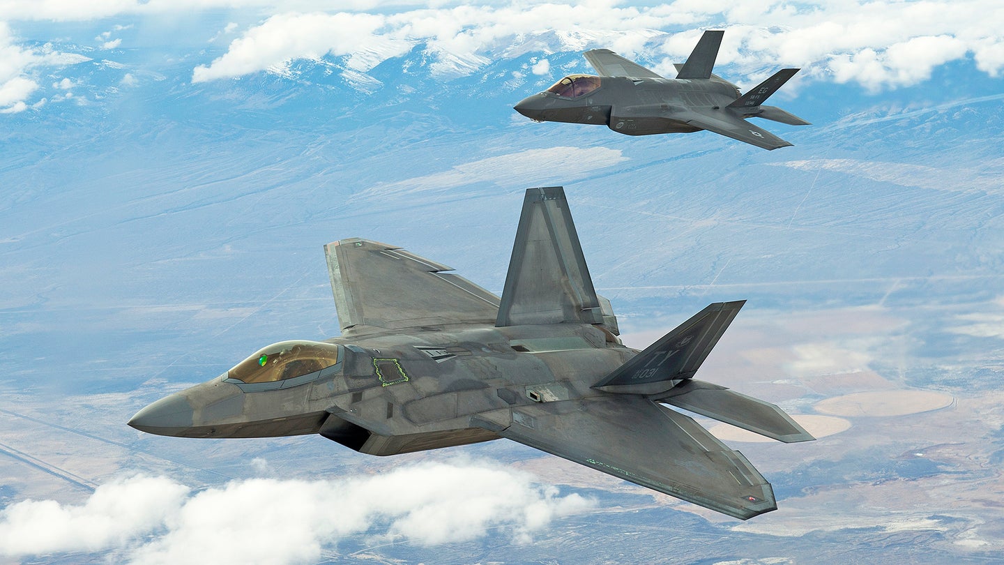Lockheed Pitching U.S. Air Force On F-22-F-35 Hybrid Fighter Intended For Japan
