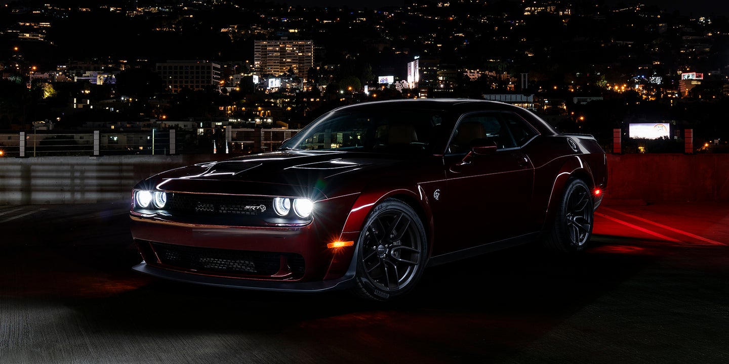 2018 Dodge Challenger SRT Hellcat Widebody Group Review: Gray Temples Do This Muscle Car No Harm