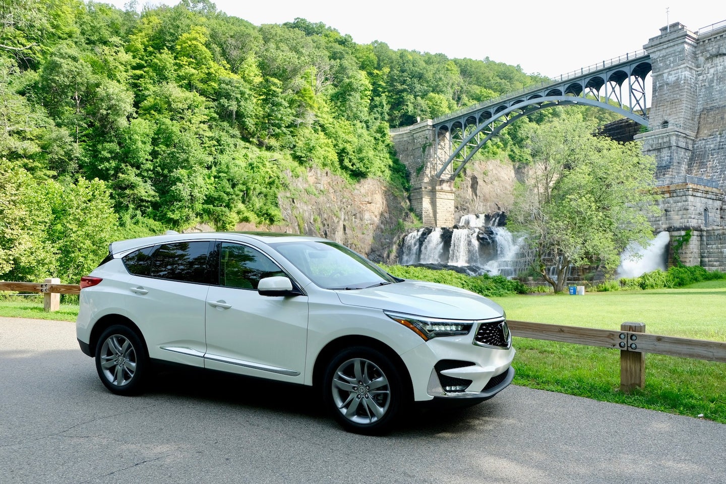 2019 Acura RDX Review: High-Tech and Brand New, But Already Winning Americans Over