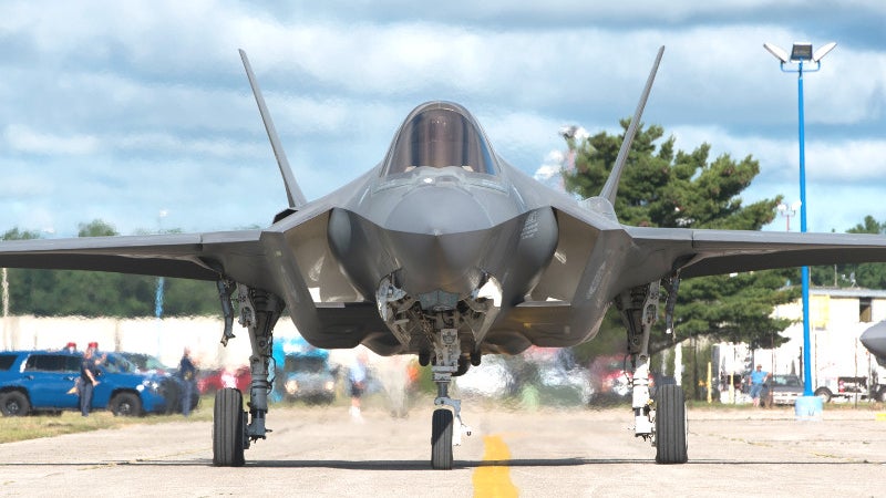 USAF F-35A Ends Up Nose Down On The Tarmac At Eglin AFB After Inflight Emergency