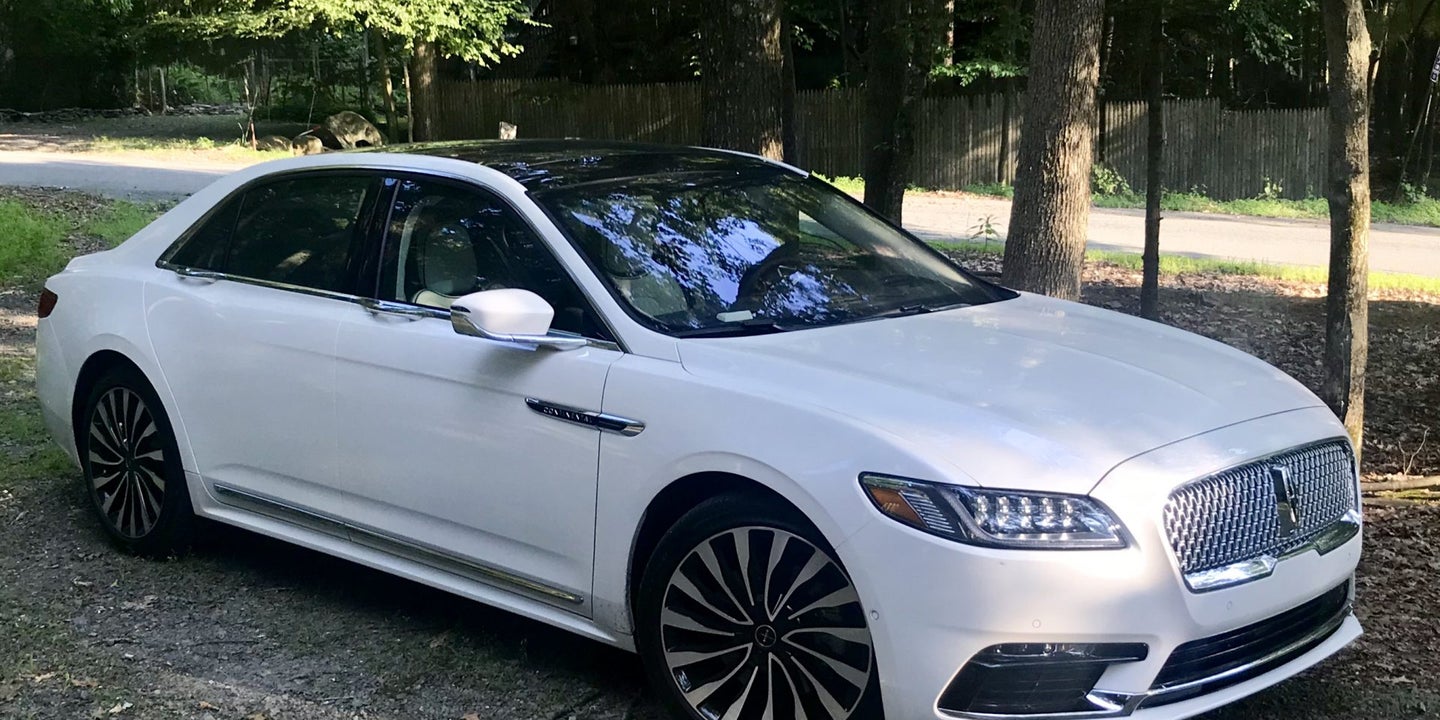 2018 Lincoln Continental Group Review: a High-Tech Take on the Big, Comfy American Luxury Sedan