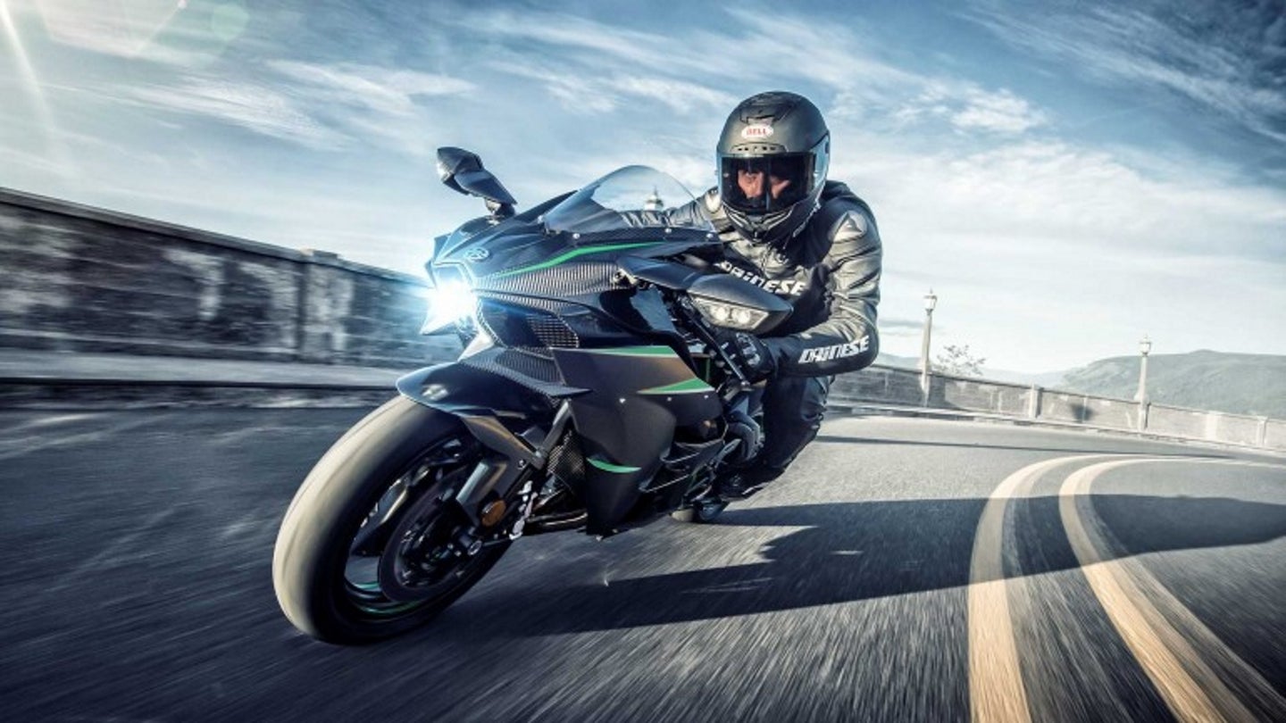 The Supercharged Kawasaki Ninja H2 Gets More Power and More Tech for 2019