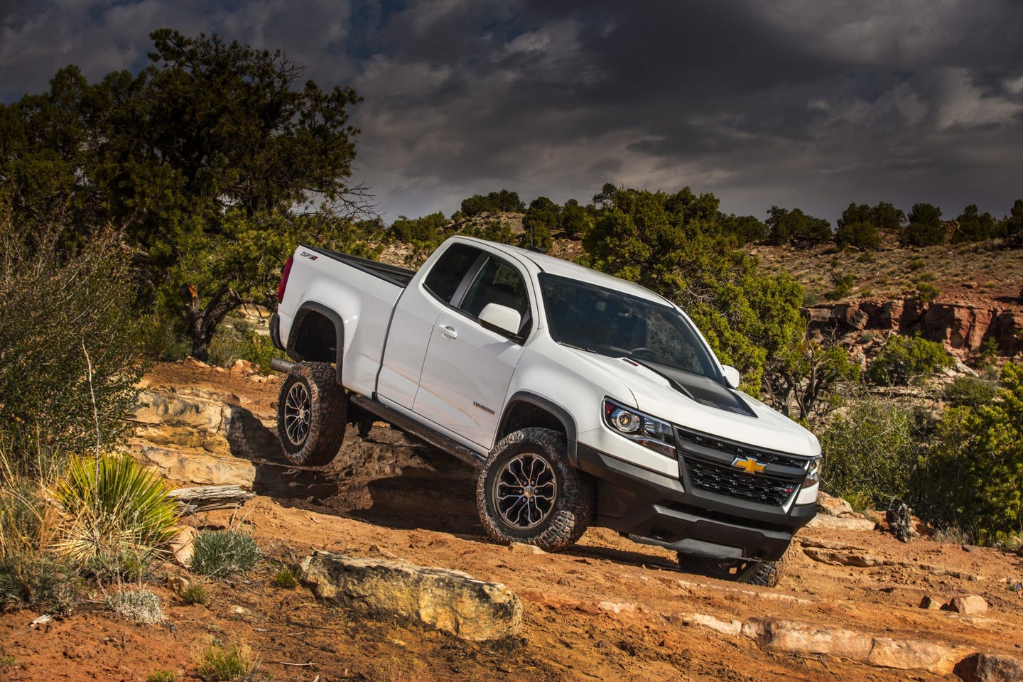 Chevrolet Colorado ZR2 Side Curtain Airbags Are Deploying Unexpectedly While Off-Roading