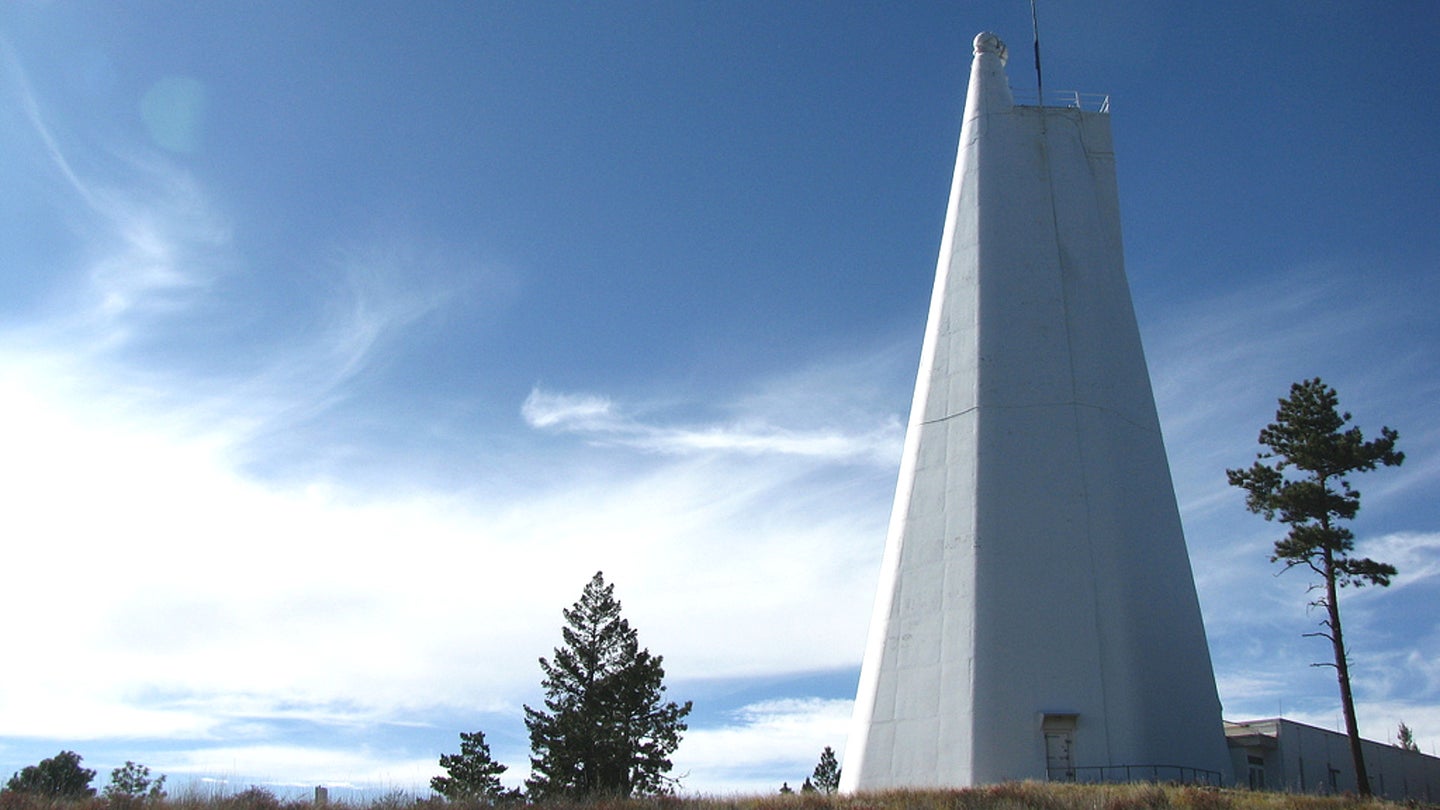 Mysterious Evacuation Of Solar Observatory Overlooking White Sands Smells Like Espionage