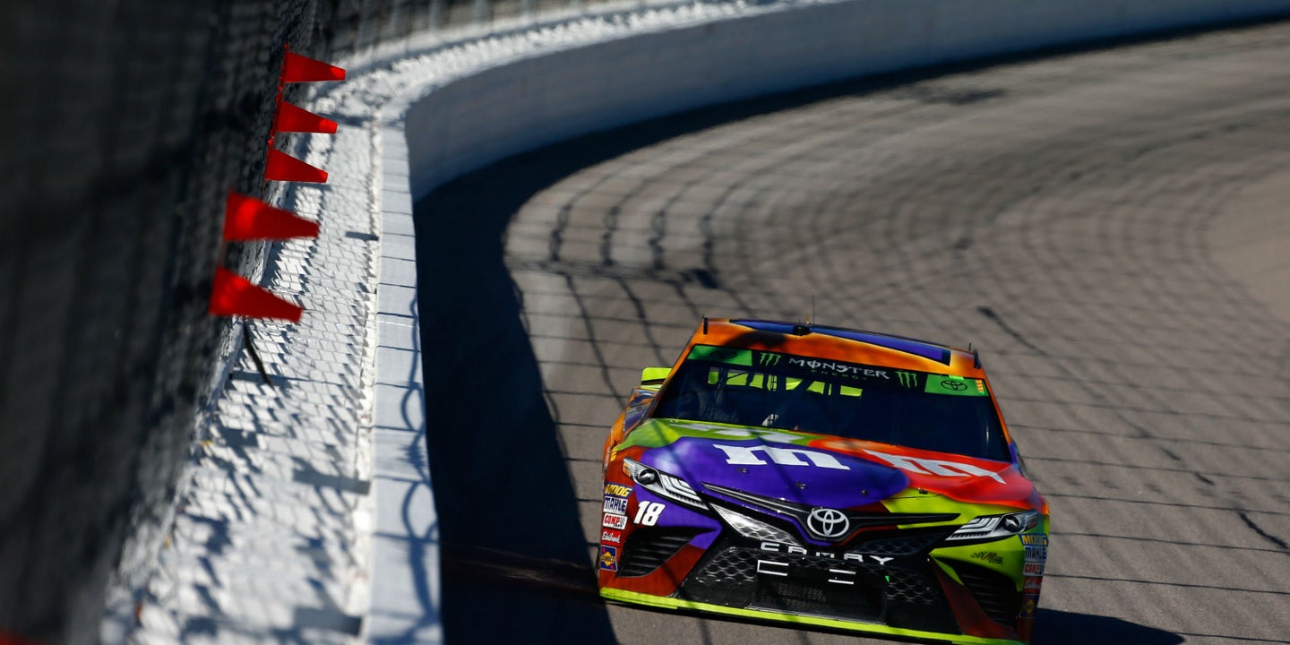 Kyle Busch on Pole for NASCAR Cup Series Playoff Race at Martinsville
