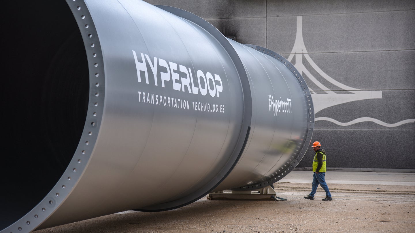 U.S. Company to Start Construction on Abu Dhabi Hyperloop Track in 2019