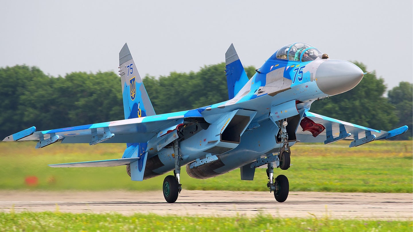 Ukrainian Su-27UB Flanker Crashes, Reportedly Killing Ukrainian and U.S. Pilots Onboard (Updated)