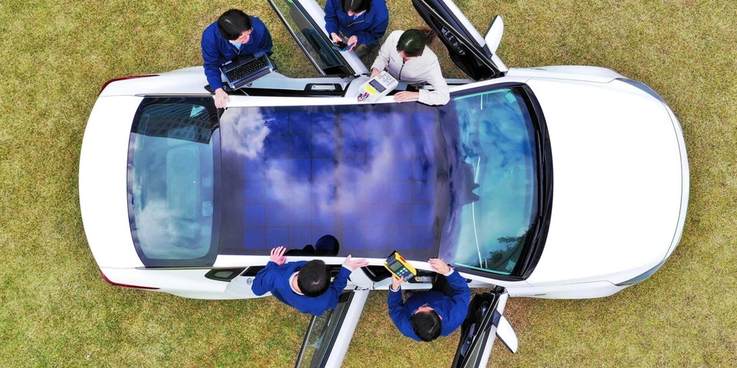 Hyundai and Kia Developing Solar Panel Roofs for Electric, Internal Combustion Engines
