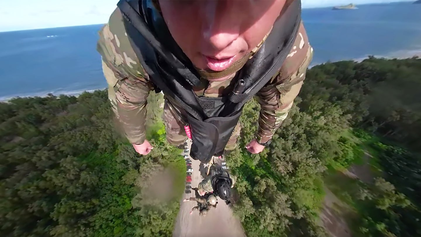 This 360 Video Of Soldiers Flying Through The Air While Tethered To A Black Hawk Is Nuts