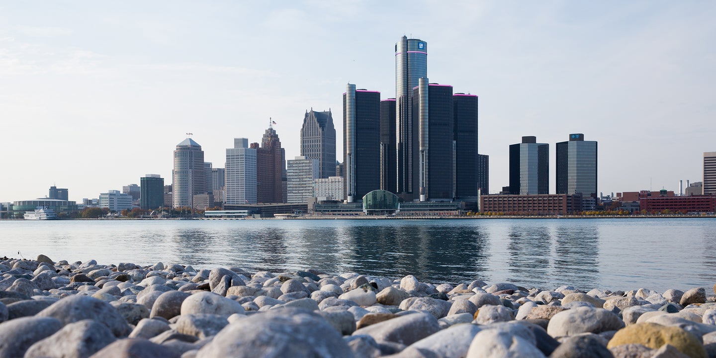 Hey, Detroit, Here’s Your Common Sense Survival Plan: Invest in Cars, Not Just Trucks and SUVs