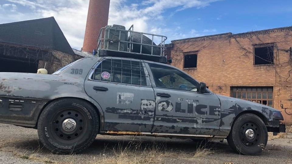 Ohio Cops Find Suspicious Ford Crown Victoria Full of Mad Max-Style Weapons