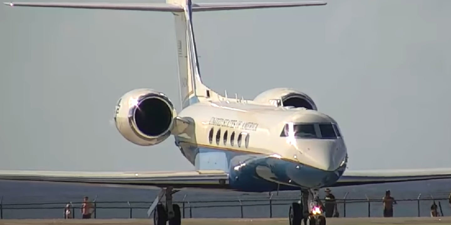 This USAF Gulfstream Went Jetting Off To St. Martin Ahead Of The Impending Government Shutdown