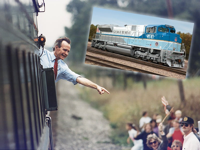 Locomotive “4141” Painted Like Air Force One Will Carry George Bush To His Final Resting Place