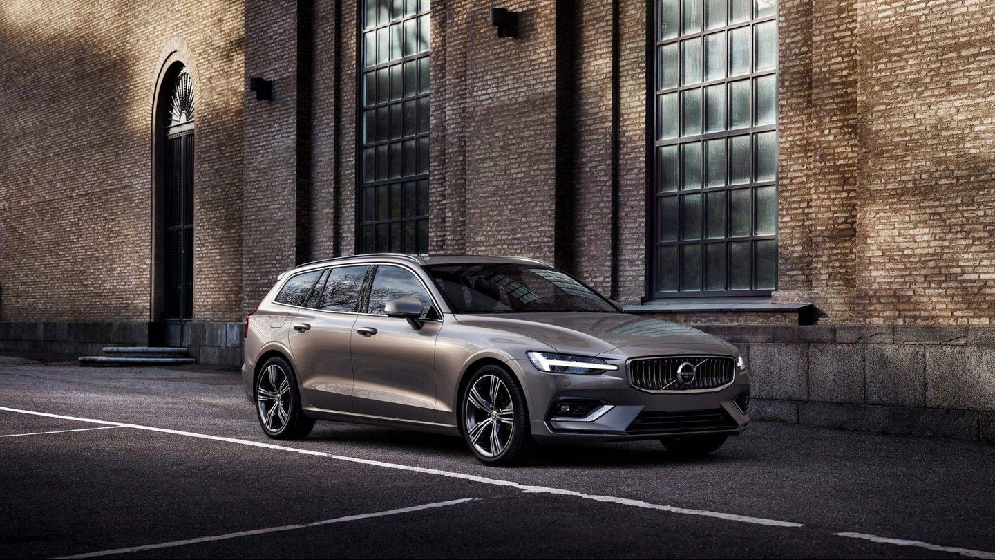 2019 Volvo V60 Wagon Will Be Sold by Special Order Only, Not Stocked at Dealers