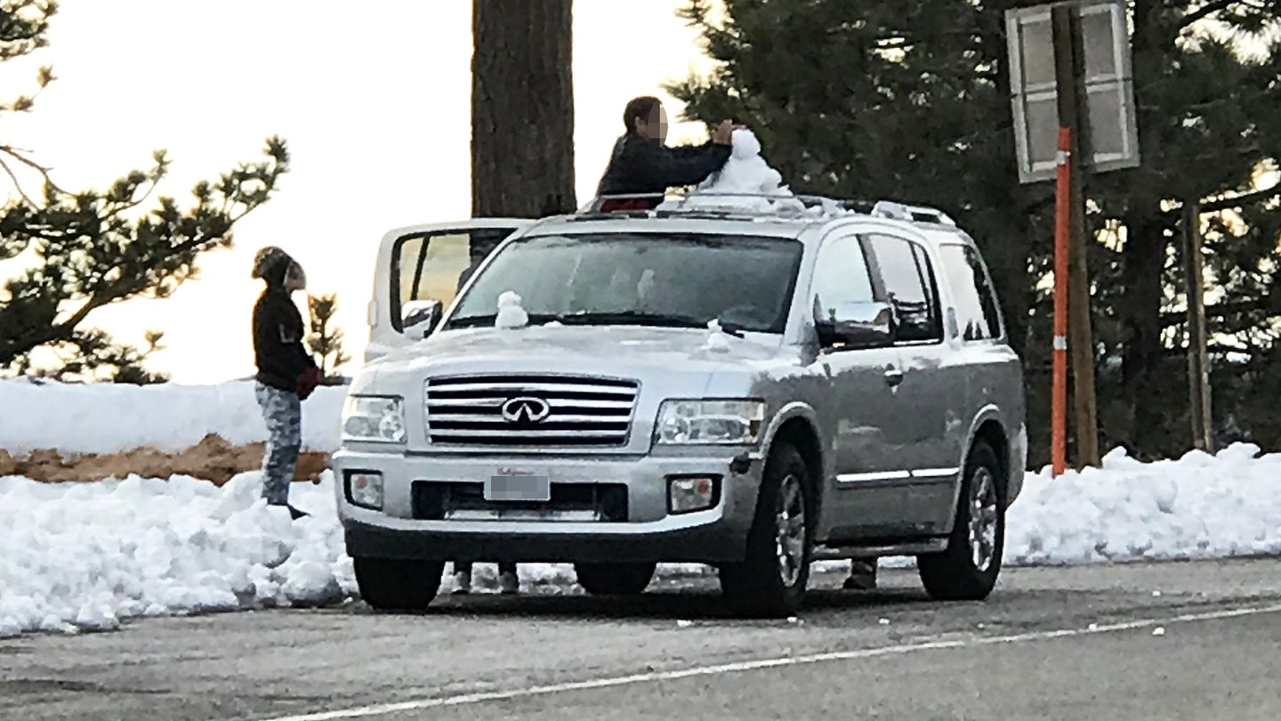 Confused About Winter, Californians Are Building Snowmen on Cars and Driving Around