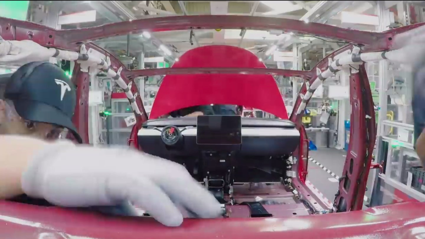 This Time Lapse of a Tesla Model 3 Getting Built Is Weirdly Soothing