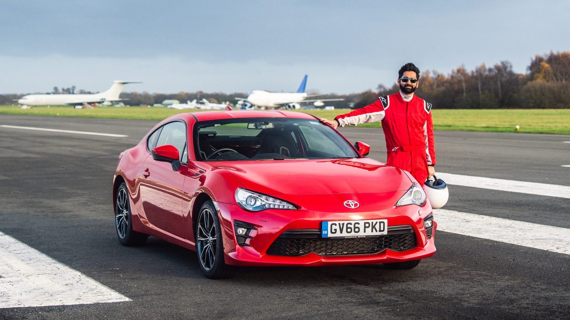 A Man Sets the Ninth-Fastest Lap Time in Top Gear's Reasonably Fast
