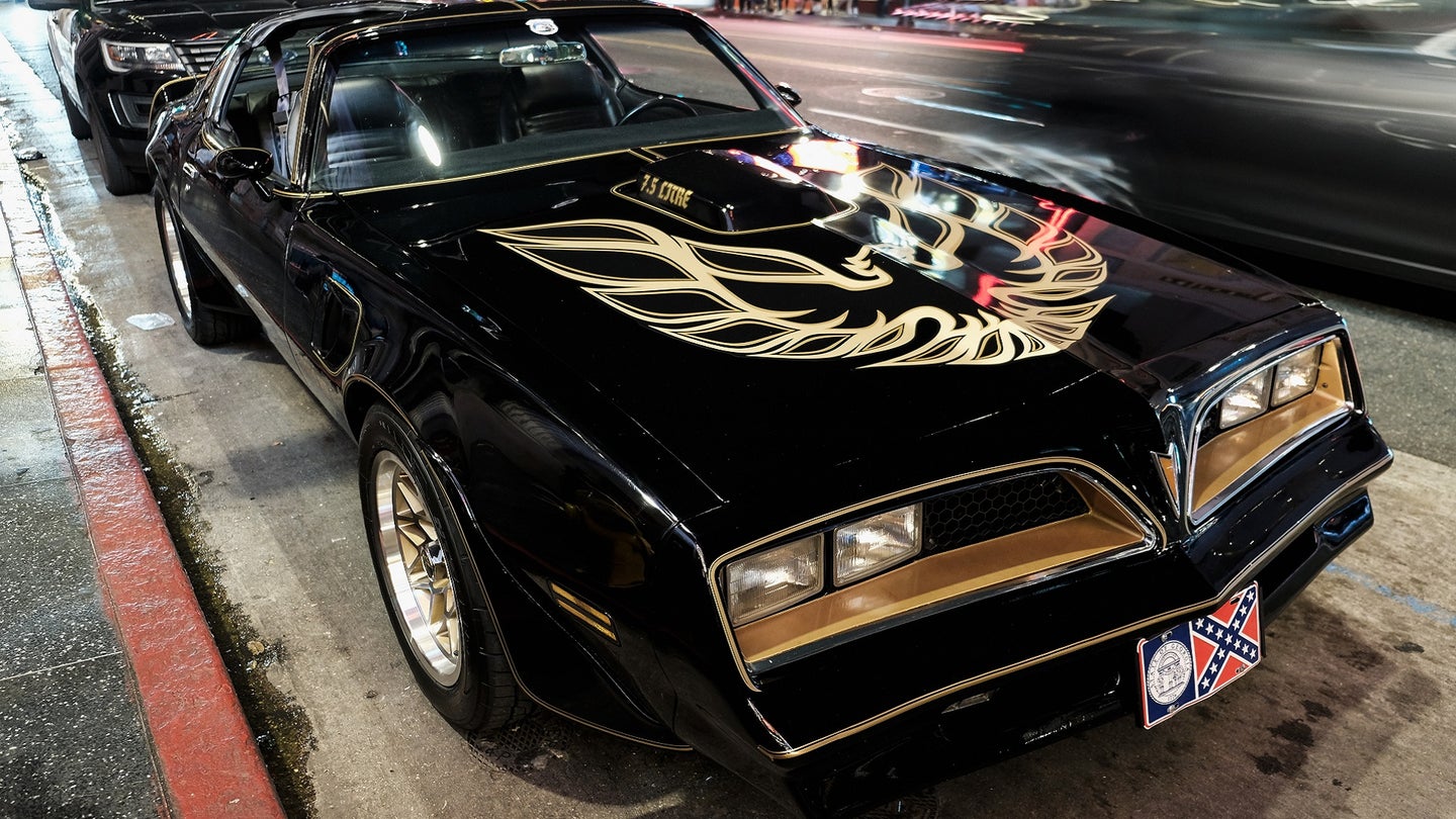 Burt Reynolds’ Own Smokey and the Bandit Pontiac Trans Am Sells for $317,500 at Auction