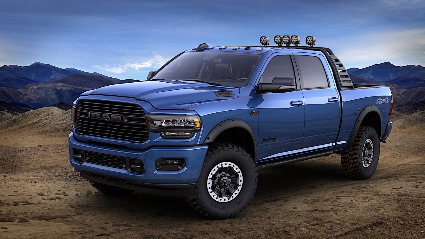 2019 Ram Heavy Duty Shows Off Variety of Mopar Off-Road Accessories in Chicago