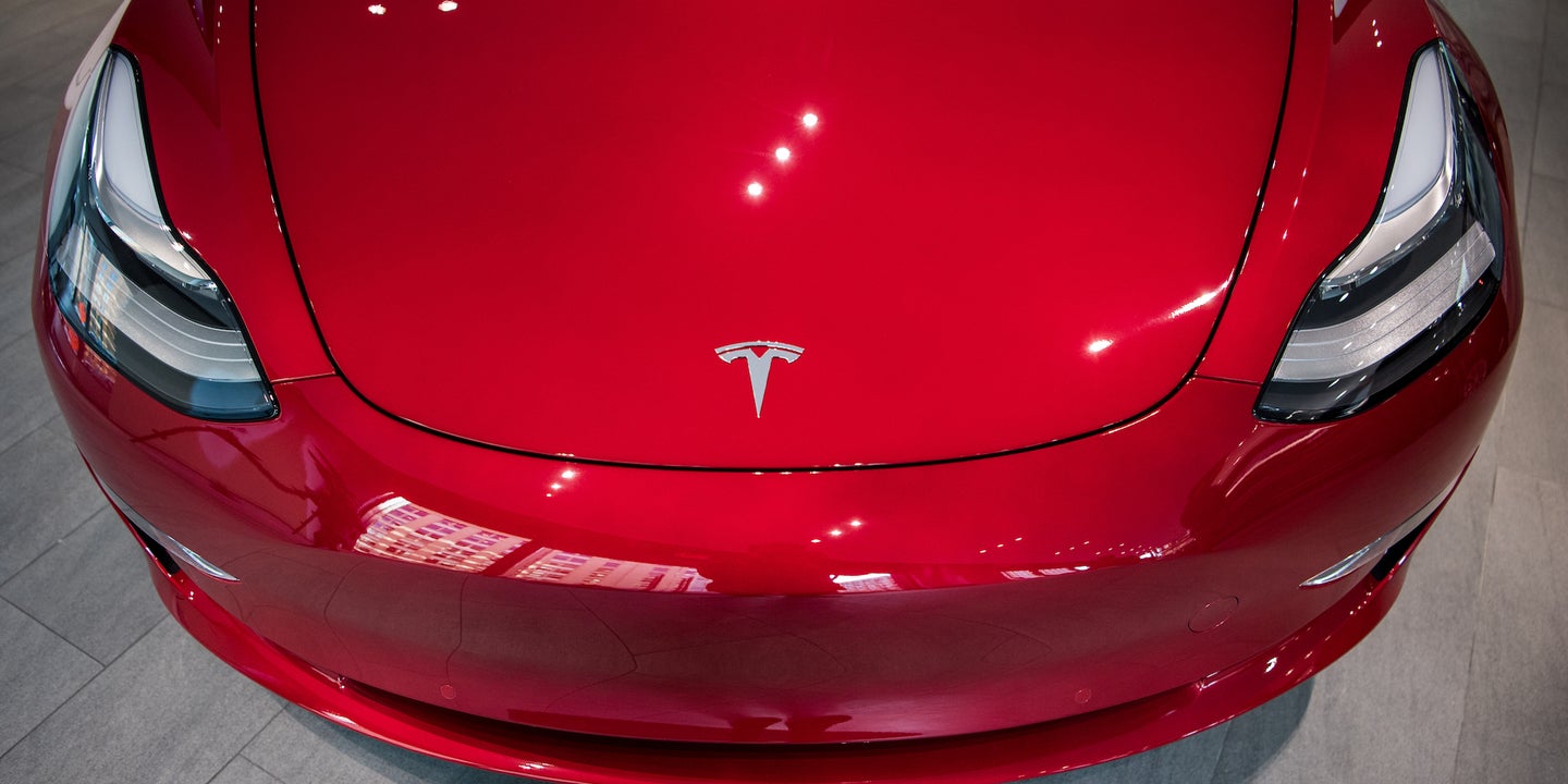 Tesla Is Cutting Model S and Model X Production in Pursuit of $35K Model 3