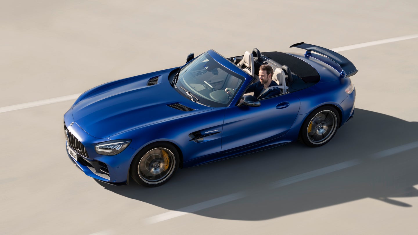2019 Mercedes-AMG GT R Roadster: A Hardcore Soft-Top for Nürburgring Addicts