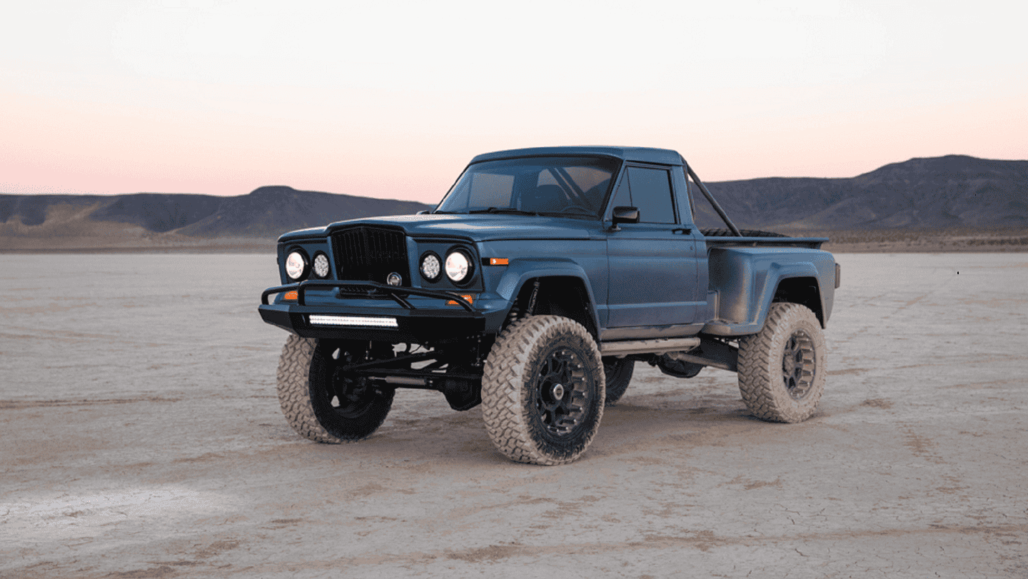 This Viper-Powered Jeep J10 Pickup Truck Is What the Gladiator Could&#8217;ve Been